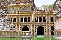 From Delhi: Private Same Day Tour to Jaipur by Train 7