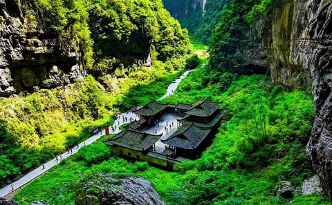 Luxury Private Day Trip to Wulong Karst from Chongqing