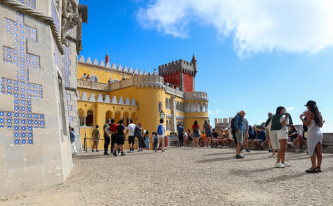 Small Group Tour to Pena Palace, Fátima & Nazaré from Lisbon