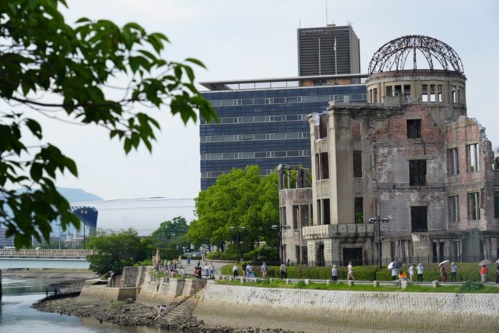 Hiroshima Early Morning Tour (Private Option Available) 5