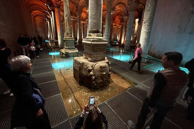 Istanbul: Basilica Cistern Entry Ticket with Tour Guide 7