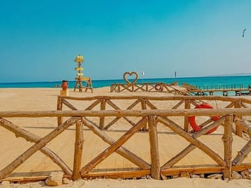 Magawish Island Snorkeling, Diving Cruise With Lunch – Hurghada