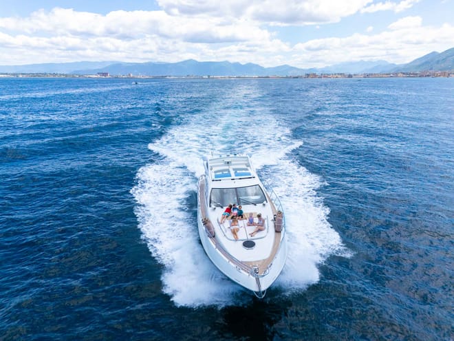 Luxury Capri Yacht Experience from Rome by Train