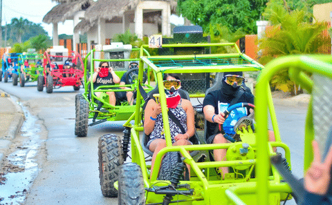 Punta Cana: Dune Buggies Macao con Cenote y Playa