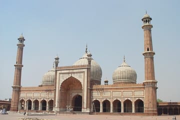 Cultural Tour of Agra and Bhubaneswar's Historic Sites