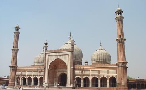 Cultural Tour of Agra and Bhubaneswar's Historic Sites