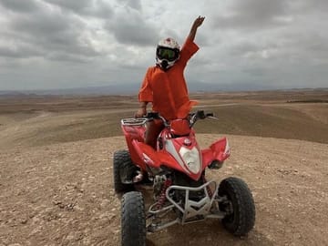 From Marrakech: Quad Bike and Dinner Show in Agafay Desert