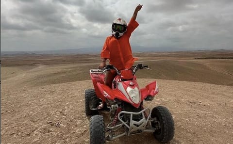 Quad Biking and Dinner Experience in Agafay Desert from Marrakech