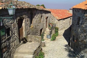 Full-Day Portuguese Historical Villages Private Tour