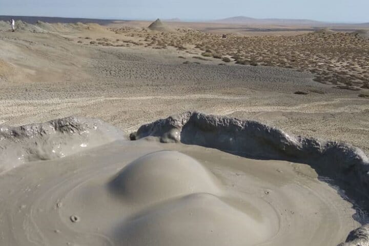Gobustan-Museum-rock-shelter-petroglyps-unesco-world-heritage-list-vla-tourism-Azerbaijan-tour