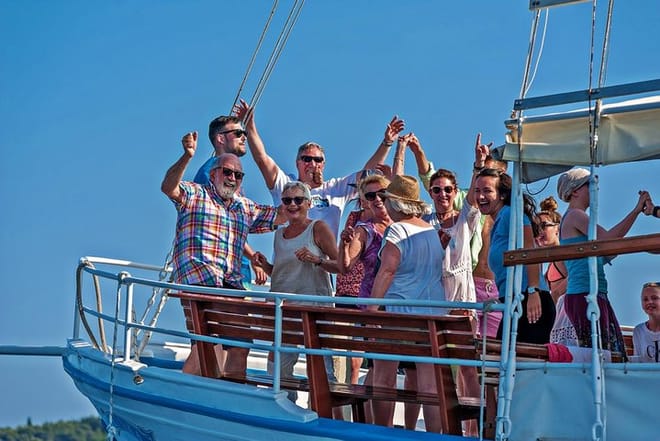 Full-Day Dubrovnik Elaphite Islands Cruise with Lunch 10