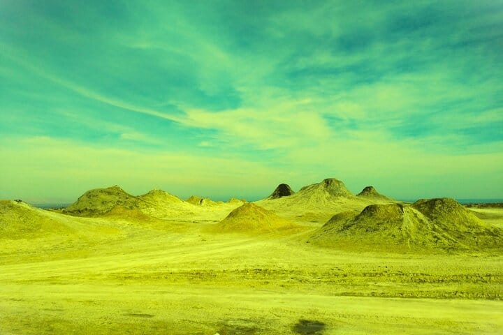 Gobustan-Museum-rock-shelter_petroglyps-unesco-world-heritage-list-vla-tourism-Azerbaijan-tour