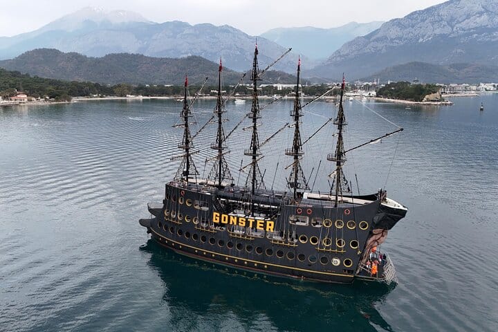 Kemer Gonster XXL Boat Tour with Lunch and Soft Drinks