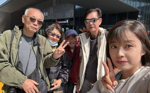 Private 8-Hour Tour of Yungang Grottoes and Hanging Temple in Datong