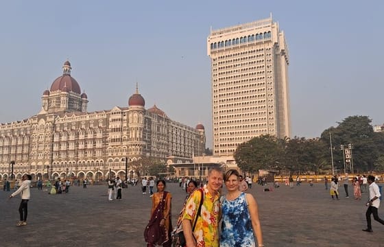 Mumbai to Bhopal Visit Ancient Caves, Temples & Mughal Monuments