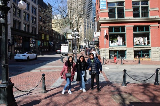 YVR Layover - Vancouver City Sightseeing Private Tour