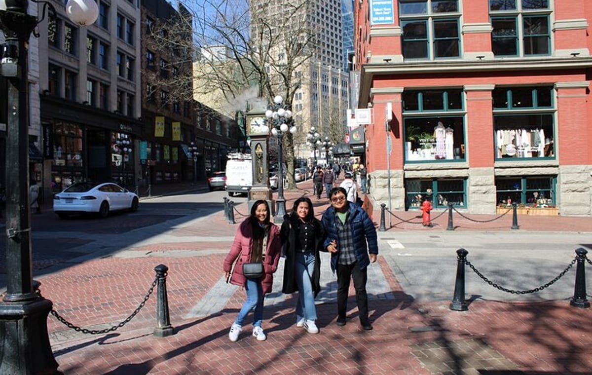 YVR Layover – Vancouver City Sightseeing Private Tour