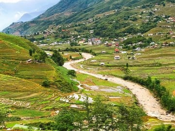 Mountain views & Muong Hoa valley trek –Private 2 days 1 night tour