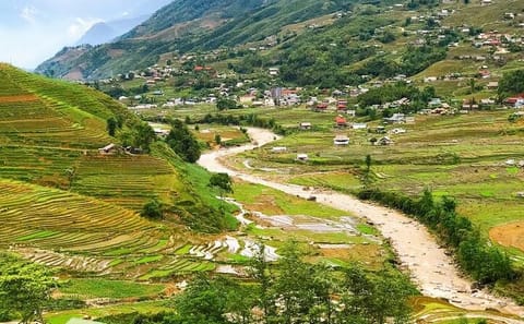 Private 2-Day Trek in Sapa's Muong Hoa Valley
