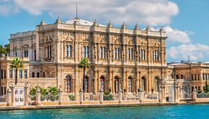 Palaces by the Bosphorus Tour – Full Day