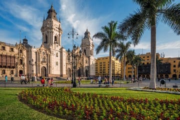 Lima City Tour: 360° Panoramic Bus Exploration