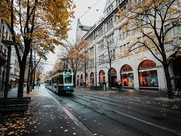 Private 5-Hour Cultural Tour of Zurich's Highlights