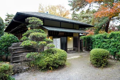 In Heritage home the Sando-Tea, Flowers, Shodo—deeply embody