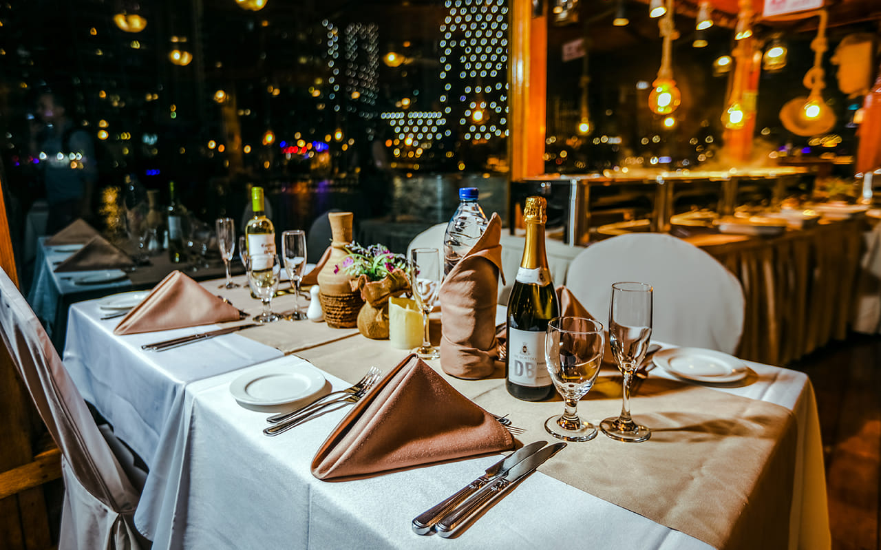 Dubai Marina Dhow Cruise with Dinner