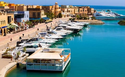Private 3-Hour City Tour of El Gouna with Guide