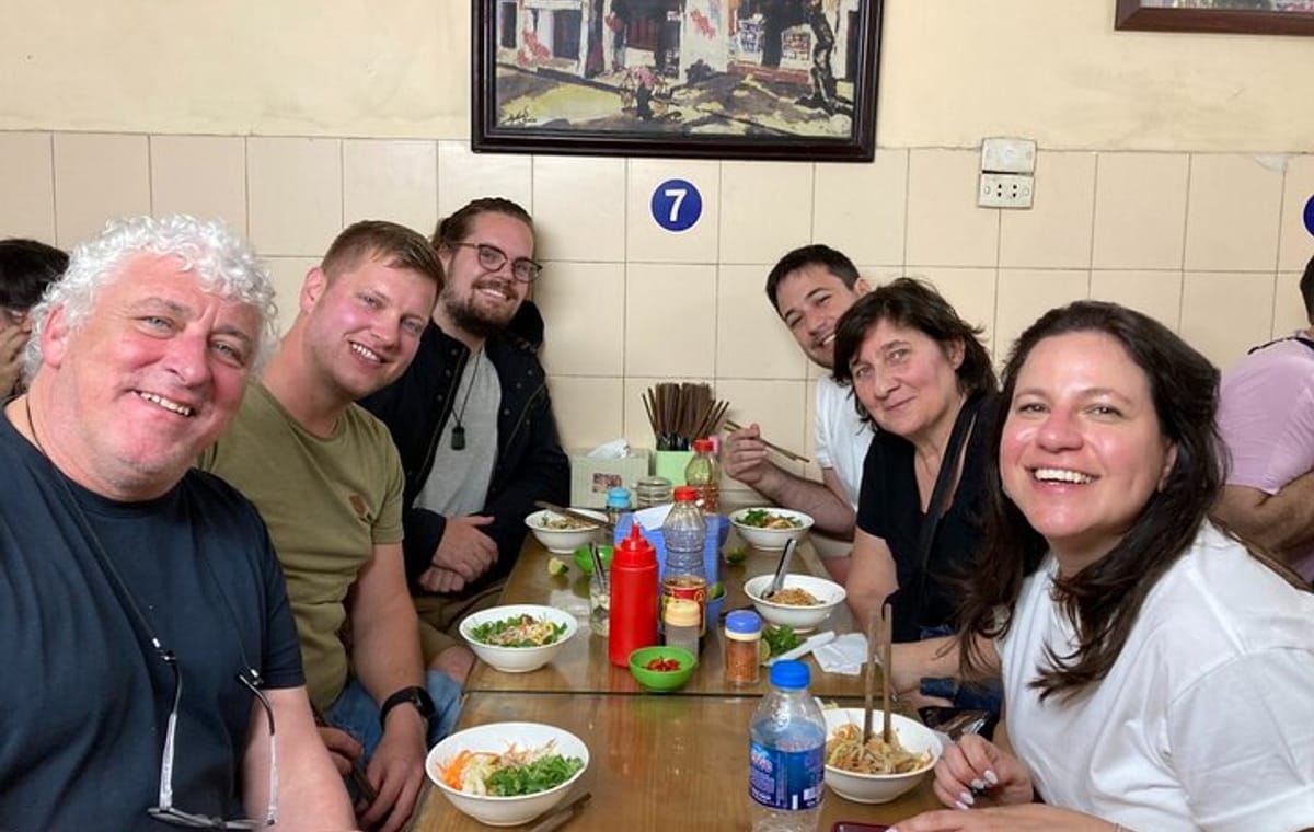 Small Group Hanoi Street Food Tour with a Real Foodie