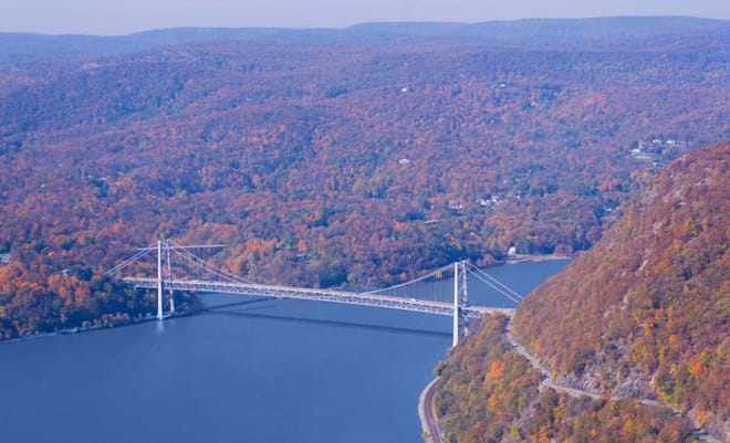 Private Hudson Valley Fall Foliage Helicopter Charter from Manhattan for up to 5 People photo 5