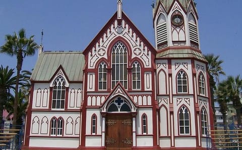 4-Day Adventure Tour of Arica and the Chilean High Plateau