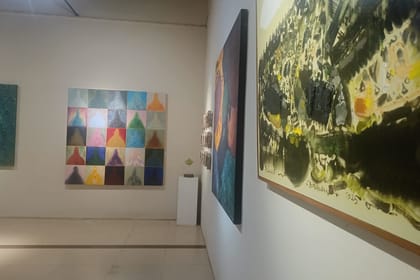 Borobudur Art Painting Experience with a Local Artist