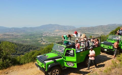 Jeep Safari Adventure in Kusadası with Scenic Lunch Stop