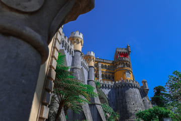 Small Group Tour to Pena Palace, Fátima & Nazaré from Lisbon