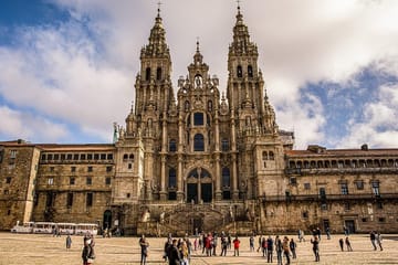Private Guided Tour of Santiago de Compostela's Heritage Sites