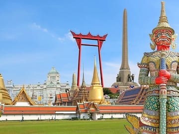 Bangkok: Grand Palace & Wat Pho Half-Day Private Tour