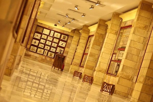 Private Shopping Tour With Guide and Private Transfer - Hurghada