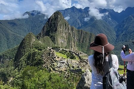 Machu Picchu Day Tour from Poroy: Explore Inca Citadel & Huayna Picchu