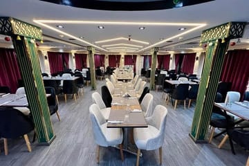 Nile Dinner Cruise Sail into the Night with Stars&Oriental Dance