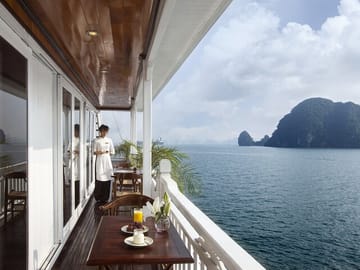 Hera Cruise Recommended Halong Bay Luxury Cruise 2 Days 1 nIght