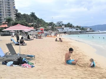 Doctor's Cave Beach