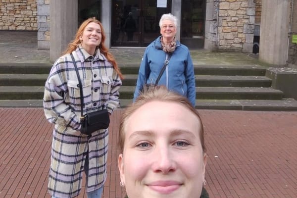 Escape the City City Game with Live Guide in Hamburg