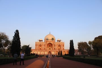 Mughal Heritage and Sacred Sites Tour in North and East India
