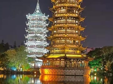 Guilin Four lakes night cruise with the English speaking driver from Guilin hotel