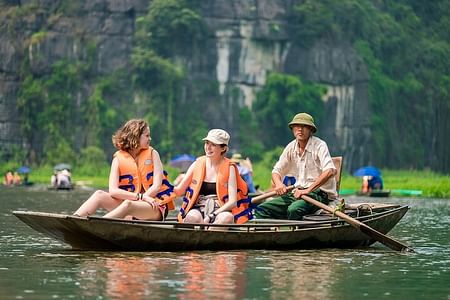 Luxury Tour to Ninh Binh: Discover Hoa Lu & Tam Coc with Lunch