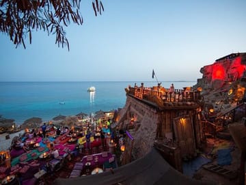 Guided Cultural Tour and Visit to Farsha Cafe in Sharm El Sheikh