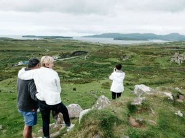 5 Day : Isle of Skye, Loch Ness and Inverness including Loch Ness Cruise & Journey across Glenfinnan Viaduct (B&B twin beds)