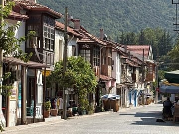Üzümlü Village