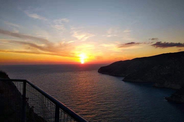 Sunset Tour to Agalas with Damianos Cave